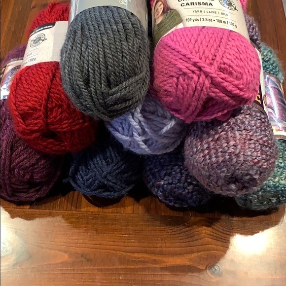 Huge Lot Bundle of Yarn Bulky Size 5